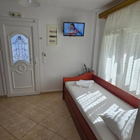 Hotel Elena Potos